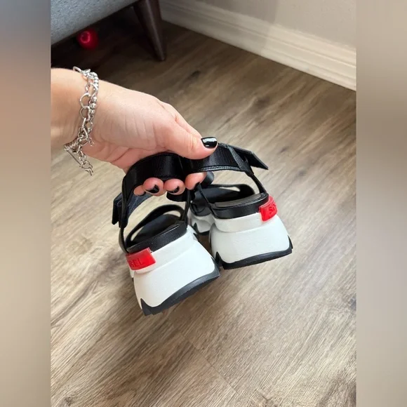 SOREL Kinetic Sandals NL3567-010 Black/Red Size 9.5 Chucky Platform - Picture 5 of 10